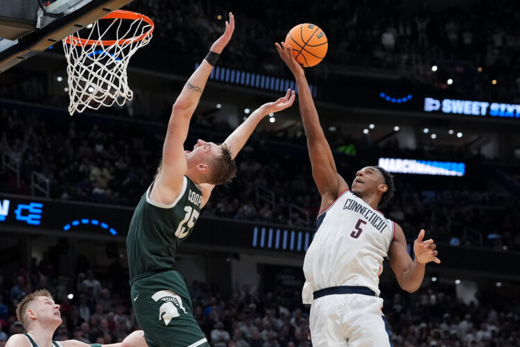 It's UConn vs. Duke for a Final Four spot after the Huskies edge Michigan State 67-63